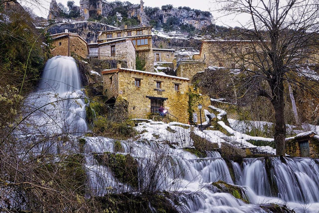 El Salto Del Agua Autentico El Molino De La Cascada Orbaneja Orbaneja del Castillo Exterior photo