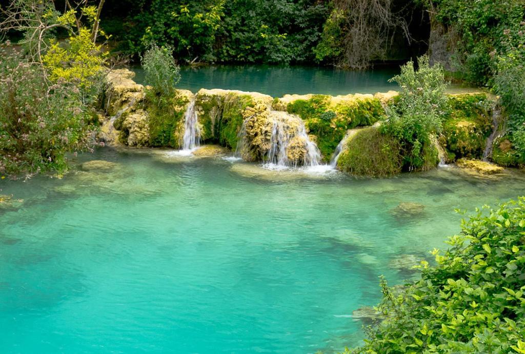 El Salto Del Agua Autentico El Molino De La Cascada Orbaneja Orbaneja del Castillo Exterior photo